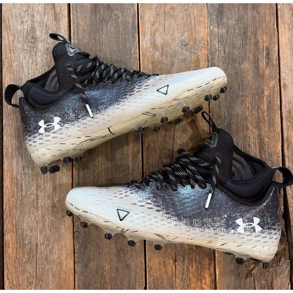 Under‎ Armour adult mens cleats football